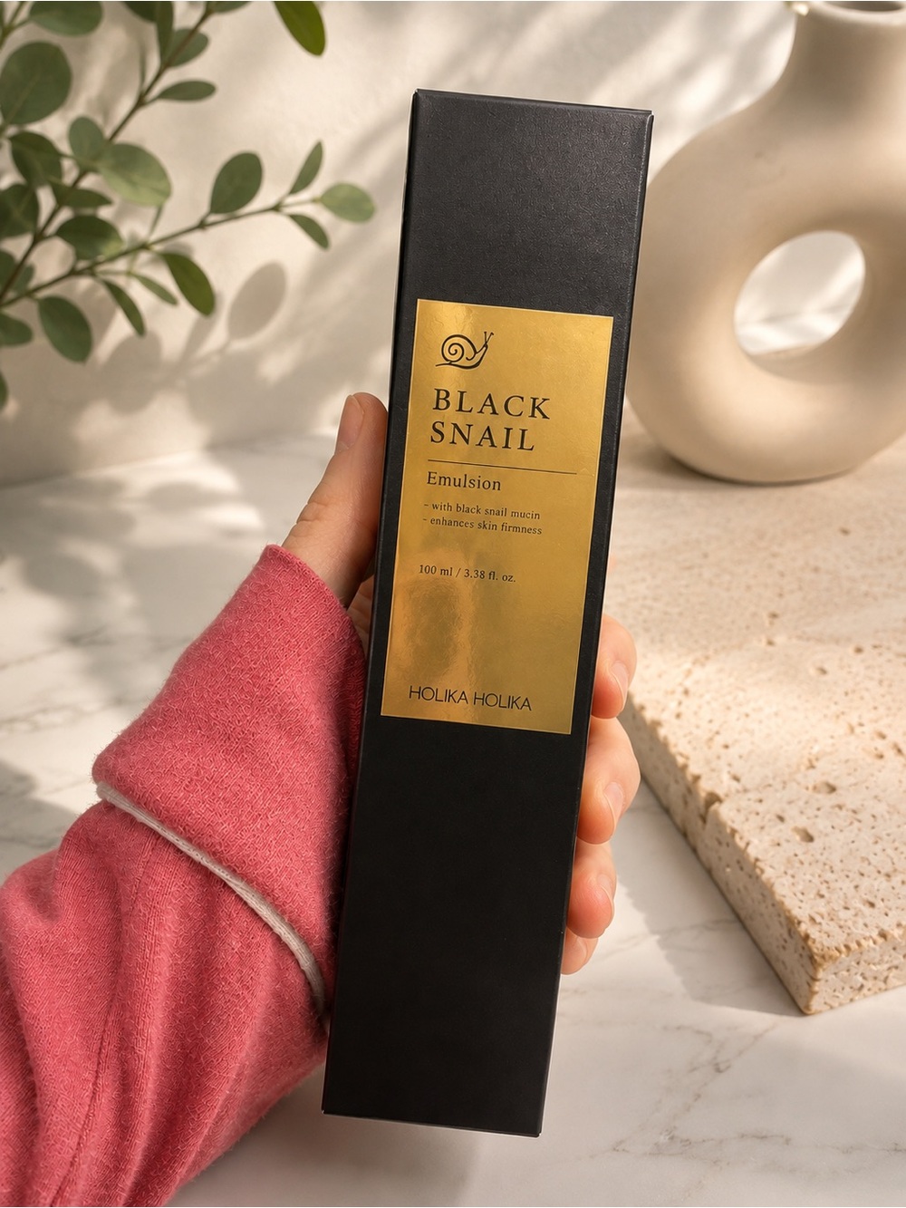 Holika Holika Black Snail Emulsion - Black & Gold